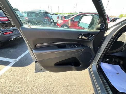 Used 2022 Dodge Durango R/T w/ Quick Order Package 22F AWD/4WD image 11