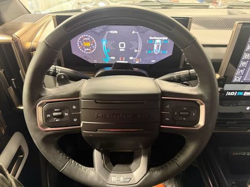 Used 2025 GMC Hummer EV 3X AWD/4WD image 22