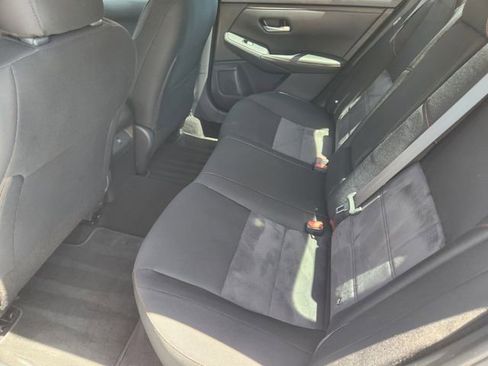 Used 2024 Nissan Sentra SR FWD image 30