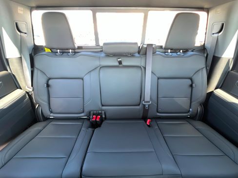 New 2026 Chevrolet Silverado 2500 LT w/ Trail Boss Package AWD/4WD image 25