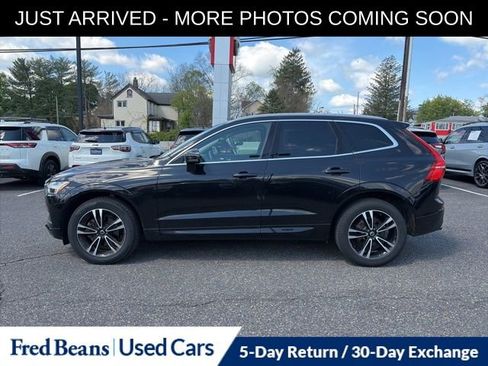Used 2020 Volvo XC60 T5 Momentum w/ Protection Package Premier AWD/4WD image 4