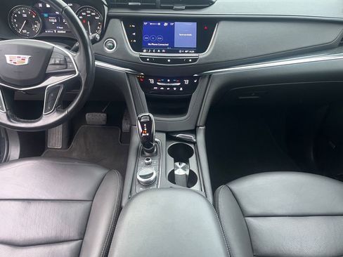 Used 2021 Cadillac XT5 Premium Luxury image 19