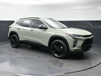 Used 2025 Chevrolet Trax ACTIV w/ Driver Confidence Package video 3