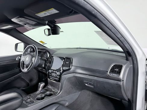 Used 2019 Jeep Grand Cherokee Limited X image 27