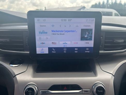 Used 2023 Ford Explorer XLT w/ Equipment Group 202A image 17