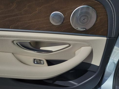 Used 2022 Mercedes-Benz E 350 4MATIC Sedan image 7