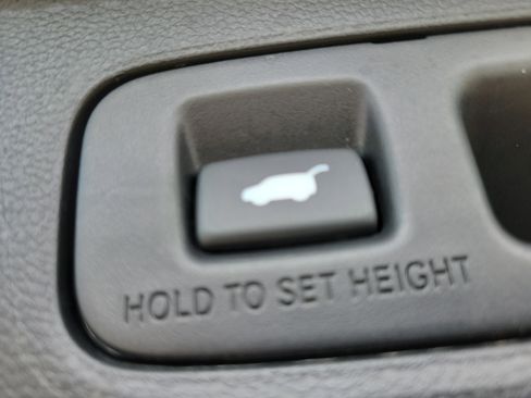 Certified 2023 Honda CR-V EX-L image 12