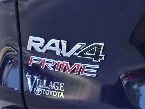 Certified 2021 Toyota RAV4 SE w/ Weather & Moonroof Package AWD/4WD image 9
