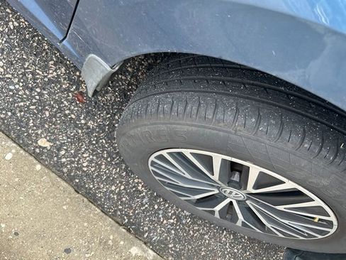 Used 2020 Volkswagen Jetta SE w/ SE Cold Weather Package image 3