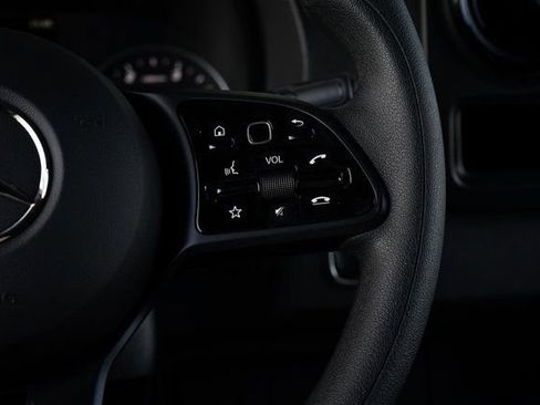 Used 2023 Mercedes-Benz Sprinter 2500 image 23