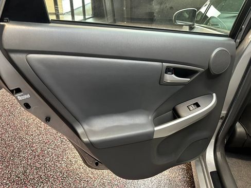 Used 2010 Toyota Prius Five FWD image 20