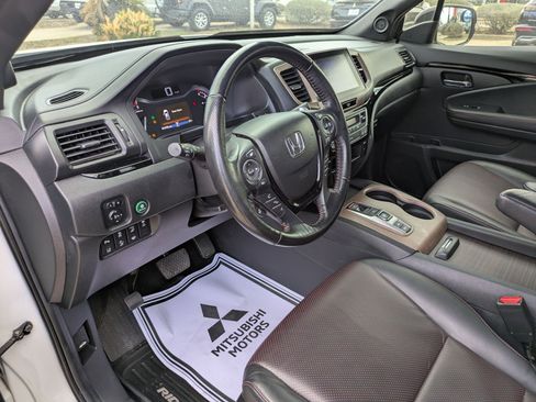Used 2022 Honda Ridgeline Black Edition image 9