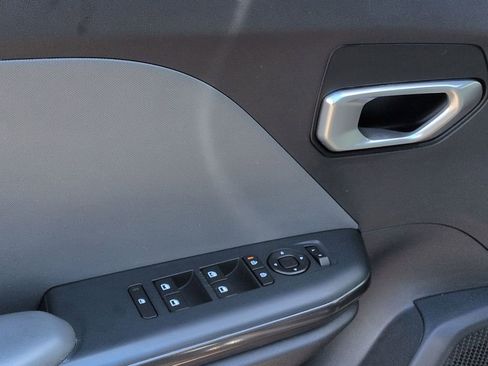 Certified 2025 Kia K4 FWD image 24
