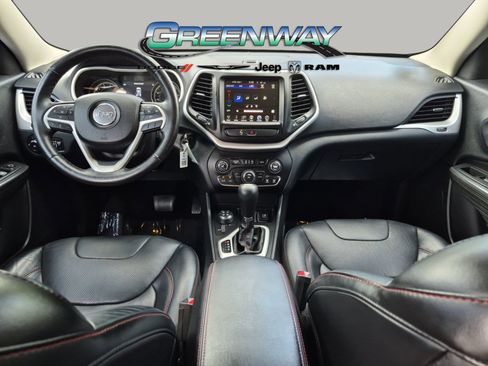Used 2016 Jeep Cherokee Trailhawk w/ Leather Interior Group AWD/4WD image 12