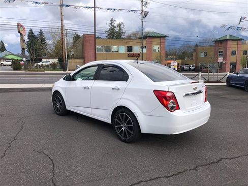 Used 2014 Chevrolet Sonic LTZ FWD image 3