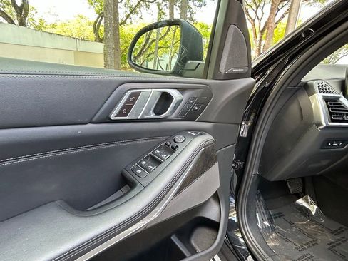 Used 2024 BMW X5 xDrive40i image 16