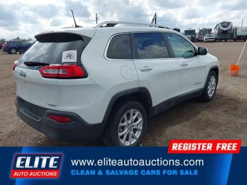 Used 2017 Jeep Cherokee Latitude image 8