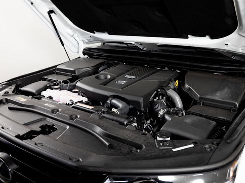 Used 2026 Lexus GX 550 image 52