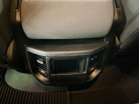 Used 2021 RAM 1500 Big Horn AWD/4WD image 23