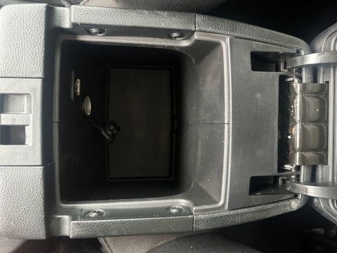 Used 2018 Jeep Wrangler Unlimited Sport w/ Connectivity Group image 25