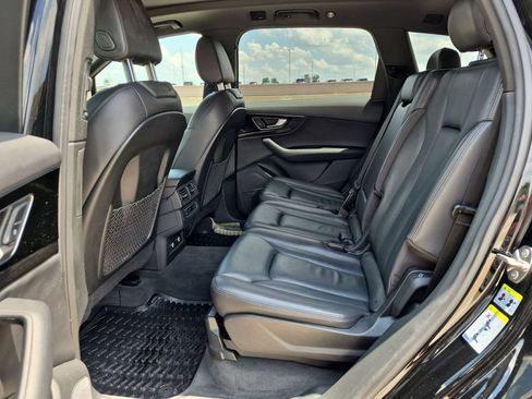 Used 2018 Audi Q7 3.0T Premium Plus w/ Premium Plus Package AWD/4WD image 10
