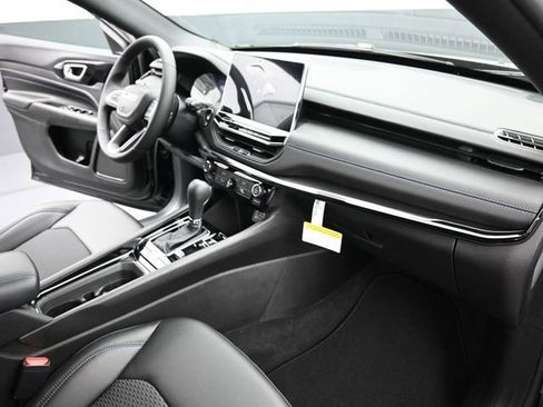 New 2026 Jeep Compass Latitude AWD/4WD image 25