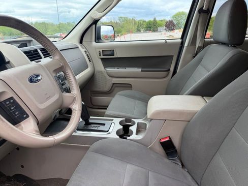 Used 2009 Ford Escape XLT FWD image 10