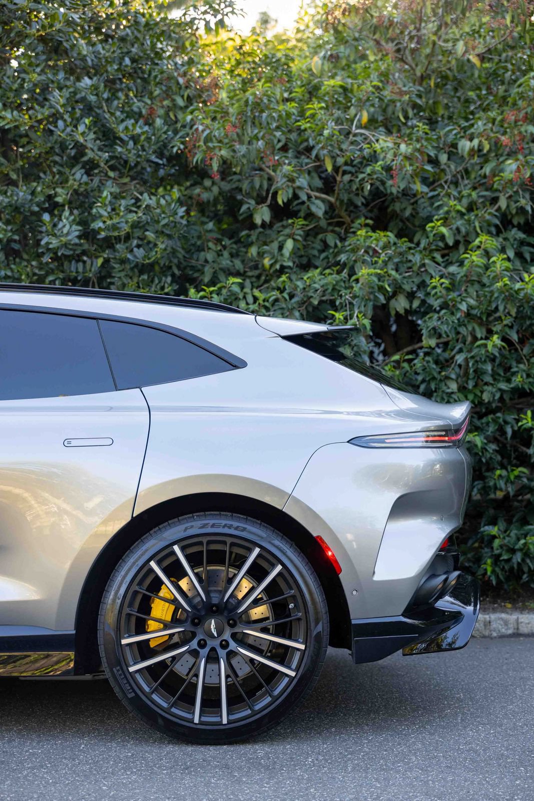 Used 2023 Aston Martin DBX 707 AWD/4WD image 24