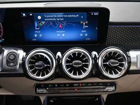 Certified 2025 Mercedes-Benz GLB 250 image 3