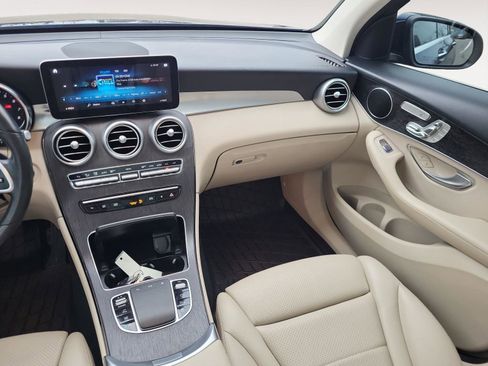 Used 2022 Mercedes-Benz GLC 300 GLC 300 image 12