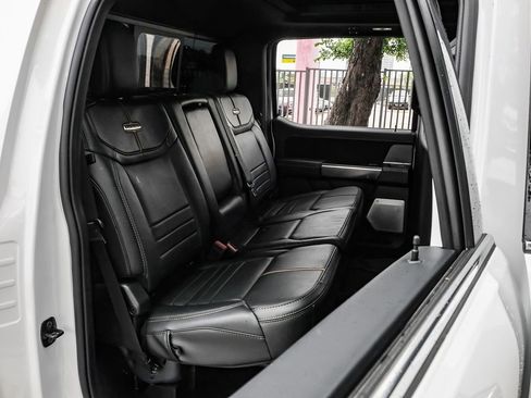 Used 2024 Ford F350 Platinum image 35