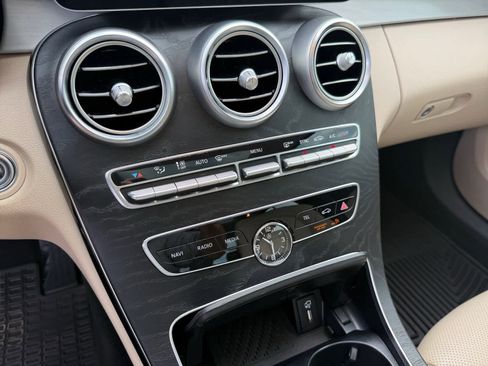 Certified 2020 Mercedes-Benz C 300 Sedan image 21