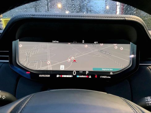 Used 2024 Land Rover Range Rover SE image 25