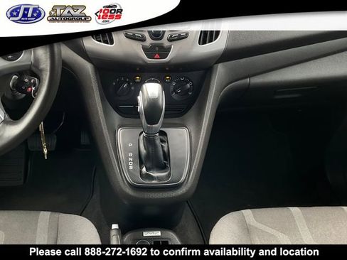 Used 2016 Ford Transit Connect XLT image 15