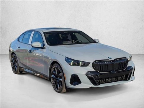 New 2026 BMW 530i w/ M Sport Package image 7