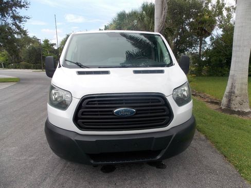 Used 2016 Ford Transit 350 XL RWD image 19