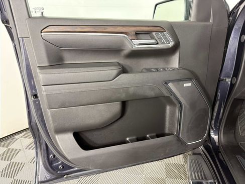 Used 2024 GMC Sierra 1500 SLT w/ SLT Premium Plus Package image 8