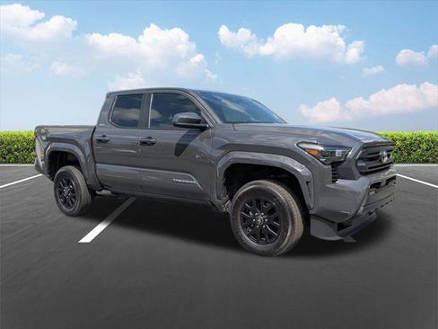 Certified 2025 Toyota Tacoma SR5 RWD image 2