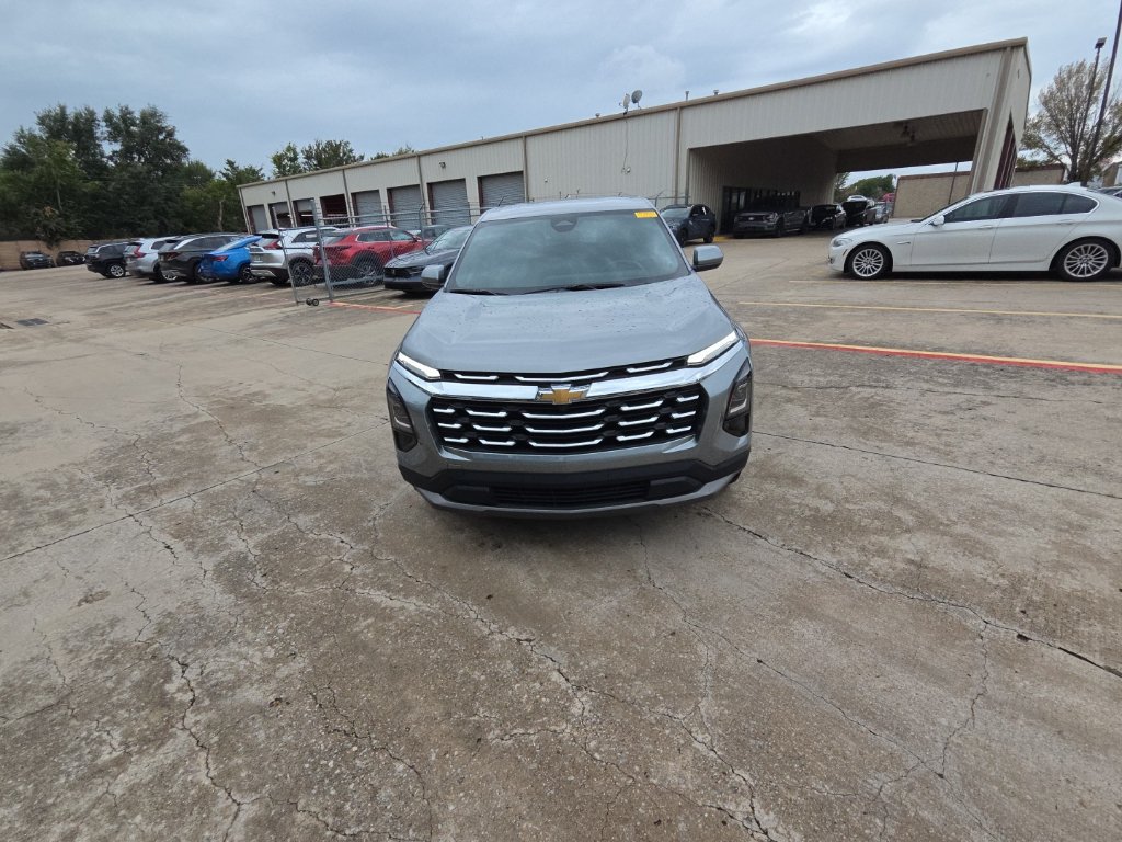 Used 2026 Chevrolet Equinox LT FWD image 5