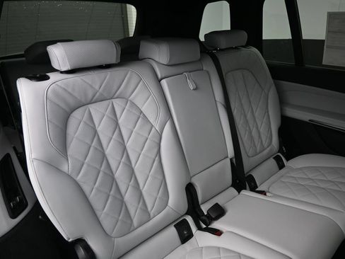 New 2027 BMW X7 xDrive40i AWD/4WD image 26