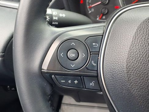 Used 2022 Toyota Corolla Cross LE image 22