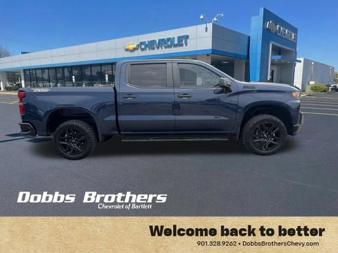 Used 2021 Chevrolet Silverado 1500 Custom Trail Boss w/ Safety Confidence Package AWD/4WD image 9