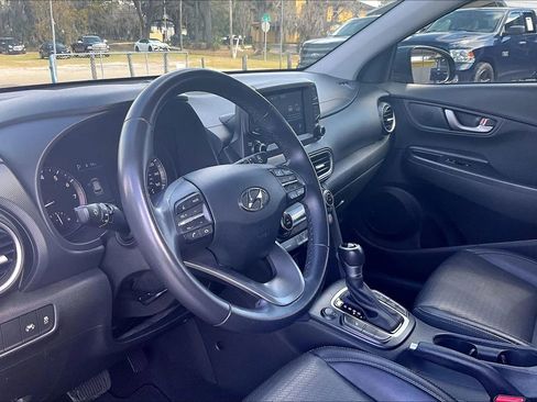 Used 2020 Hyundai Kona Limited image 13