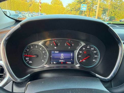 Used 2021 Chevrolet Equinox LT FWD image 9