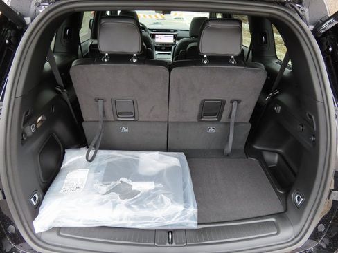 New 2026 Jeep Grand Cherokee L Limited image 19