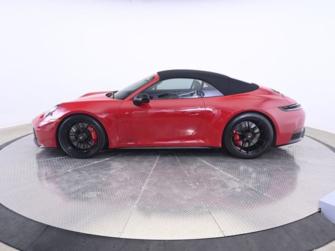 Certified 2025 Porsche 911 Carrera GTS RWD image 12