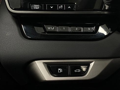 Certified 2025 Lexus RX 350 AWD image 14