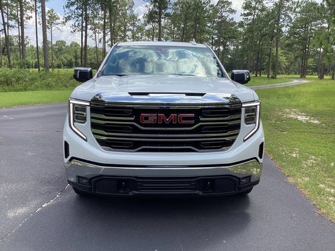 Used 2026 GMC Sierra 1500 SLT RWD image 8