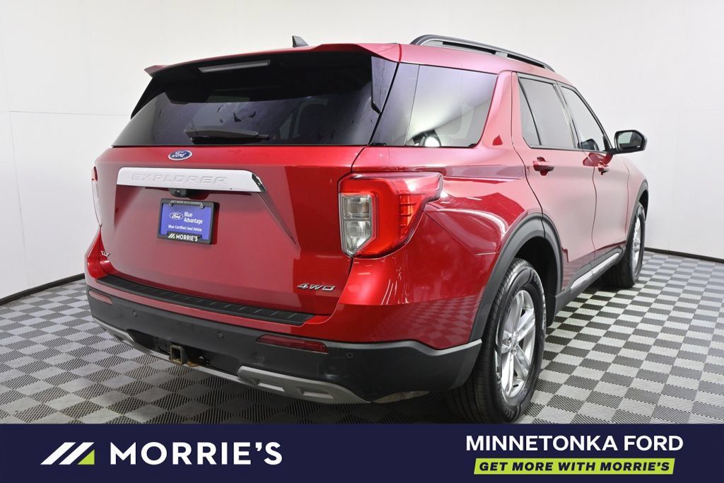 Used 2023 Ford Explorer XLT w/ Equipment Group 202A AWD/4WD image 6
