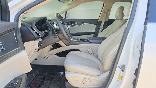 Used 2016 Lincoln MKX Select w/ Select Plus Package FWD image 36